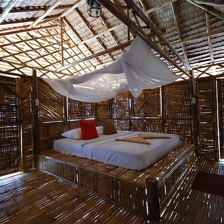 Tohko Beach Resort Islas Phi Phi Habitación foto