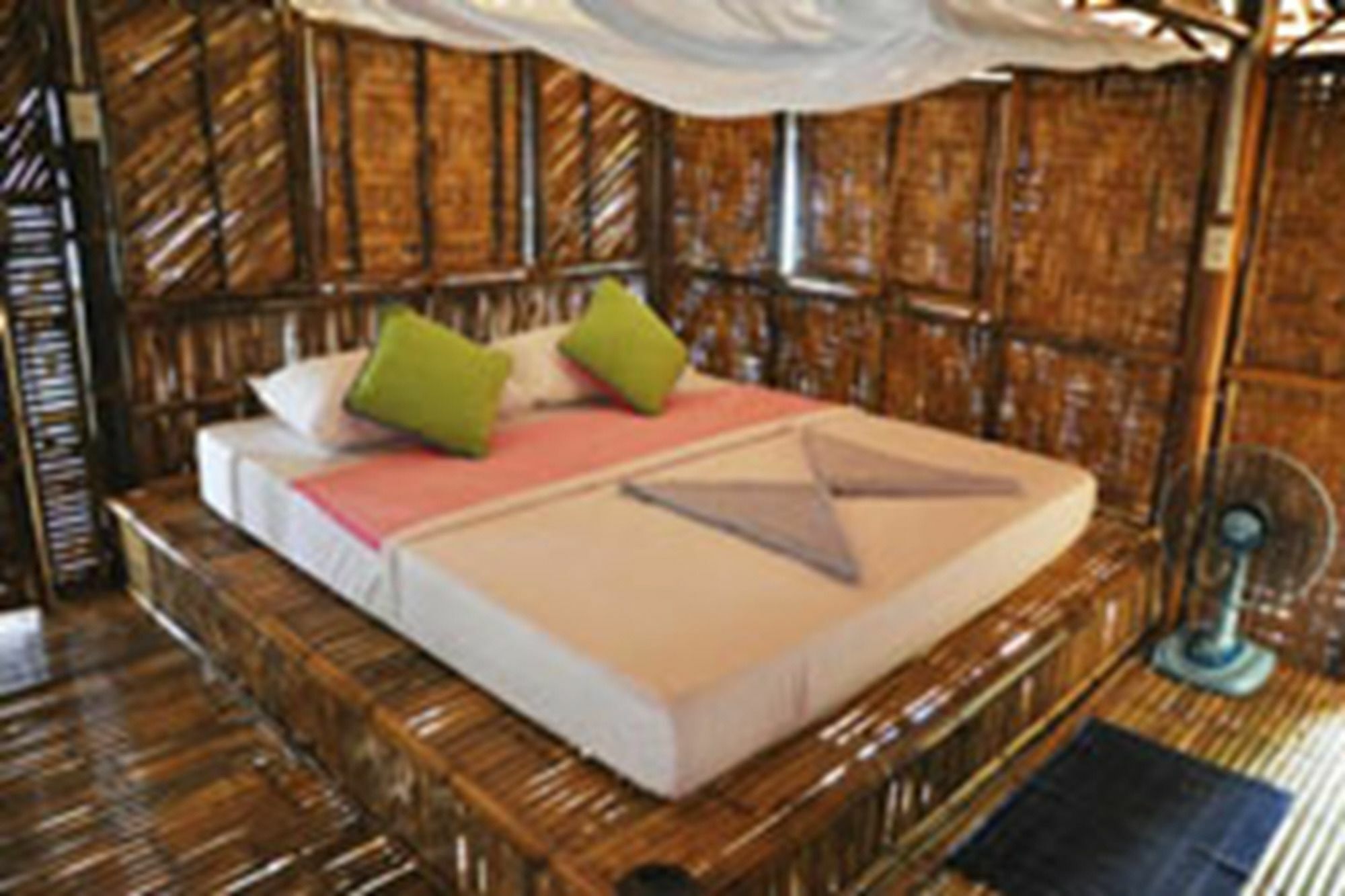 Tohko Beach Resort Islas Phi Phi Exterior foto